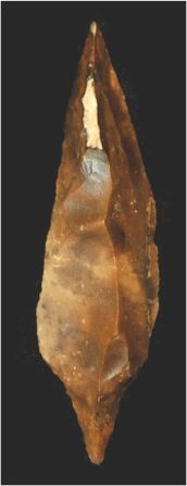 Obok hematytu krzemie� czekoladowy by� jednym z najwa�niejszych produkt�w naszej prahistorii