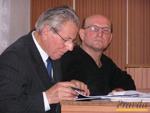 Michal Holová wraz ze swoim penomocnikiem